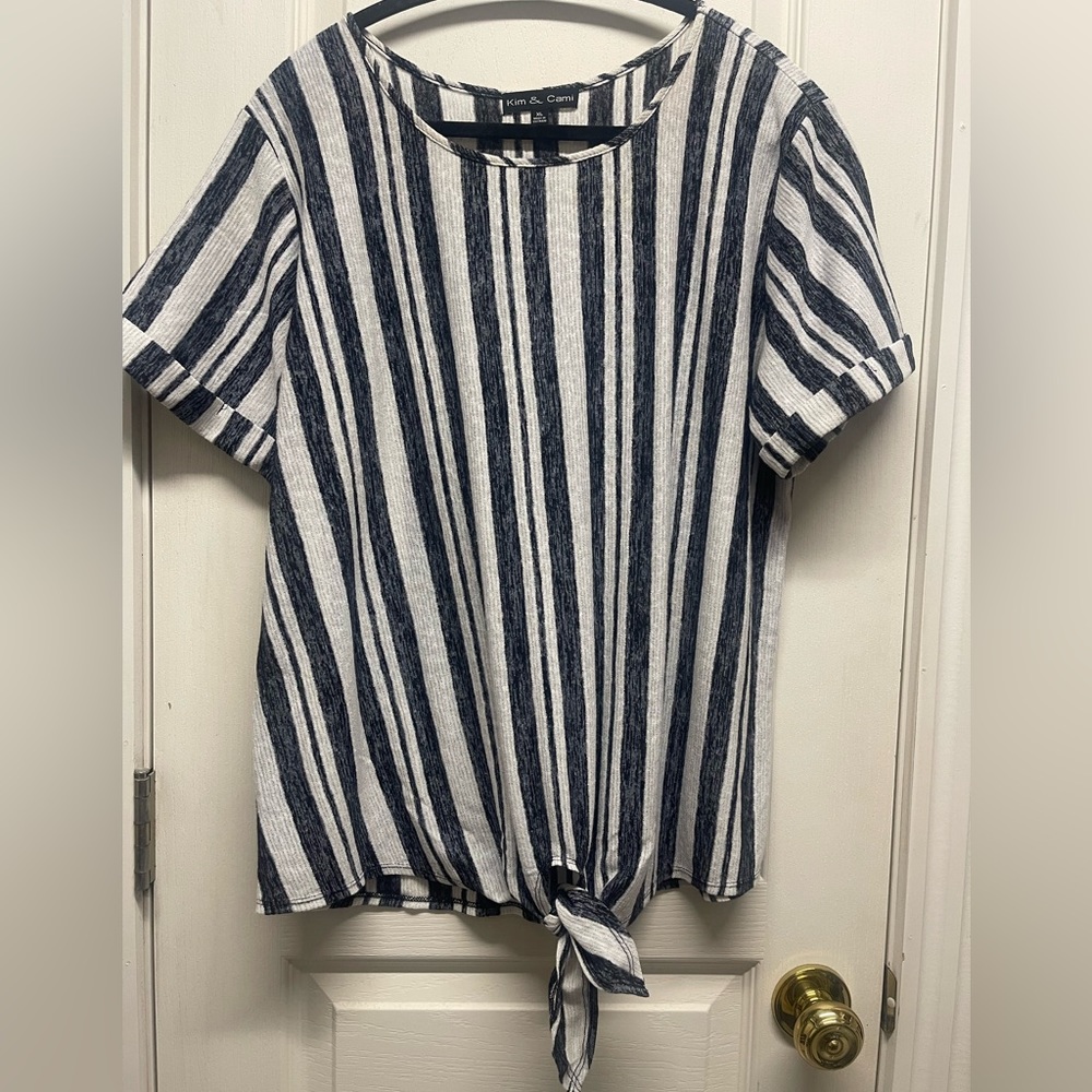 Kim and Cami top
